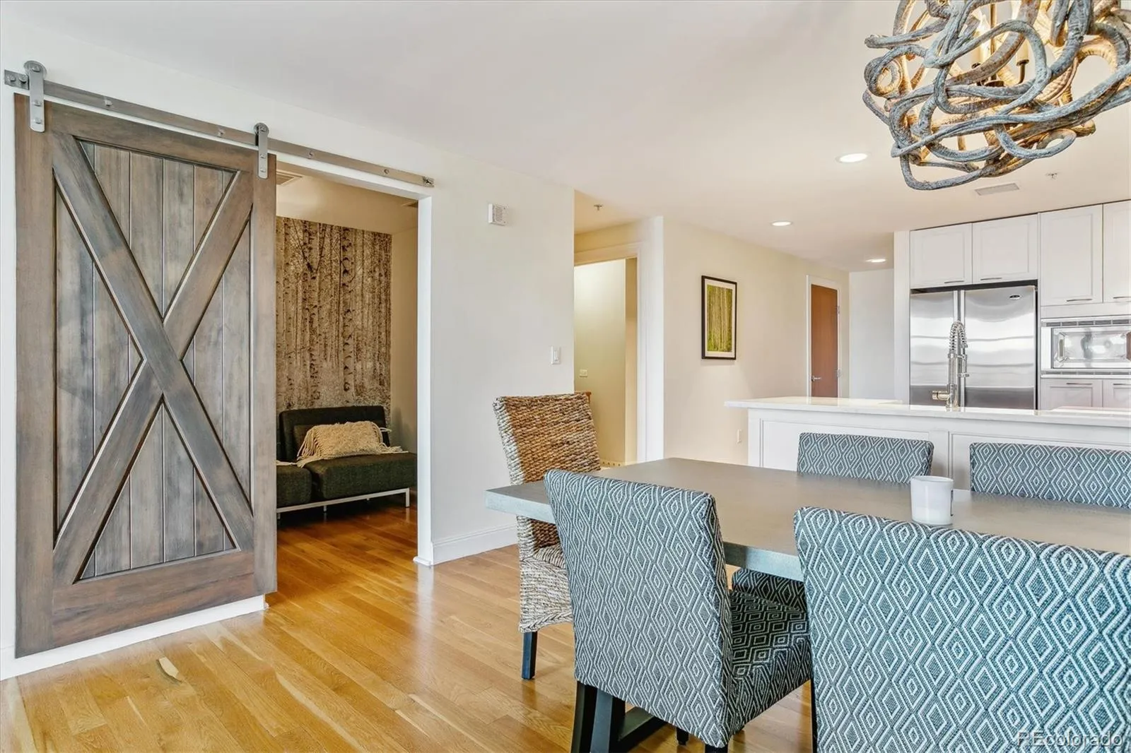 04062026170720 1600 8