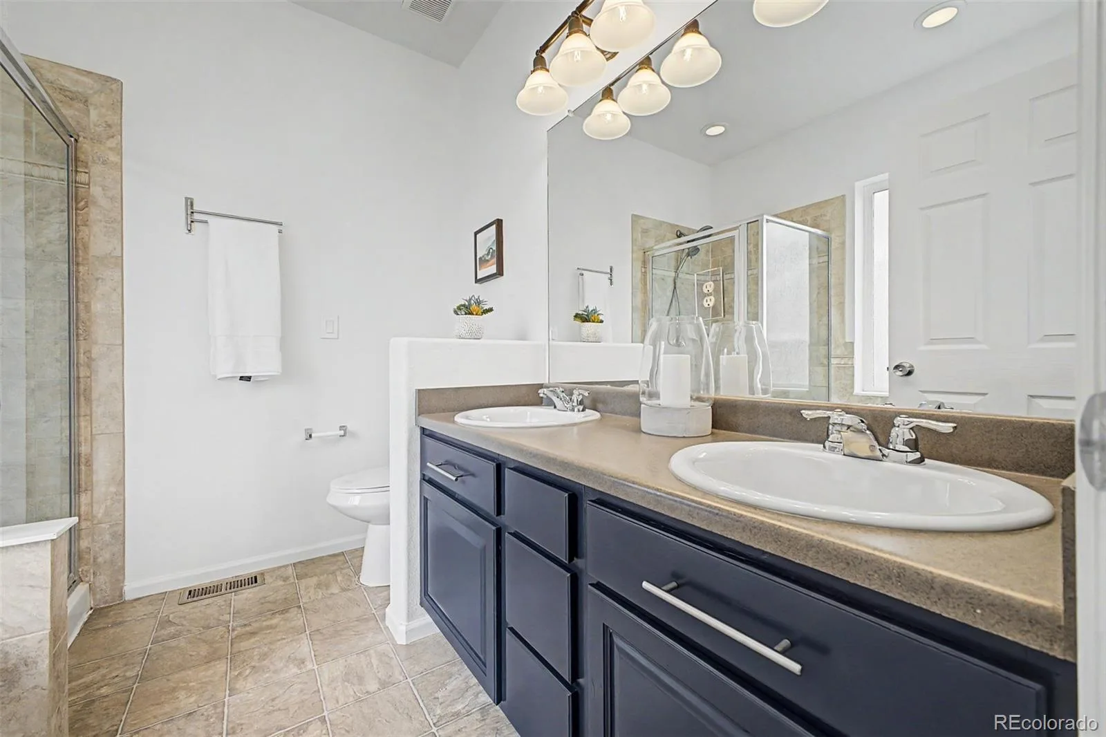 5552 Killarney Street Denver CO 80249 | MLS #REC9574966 06122026075231 1600 18