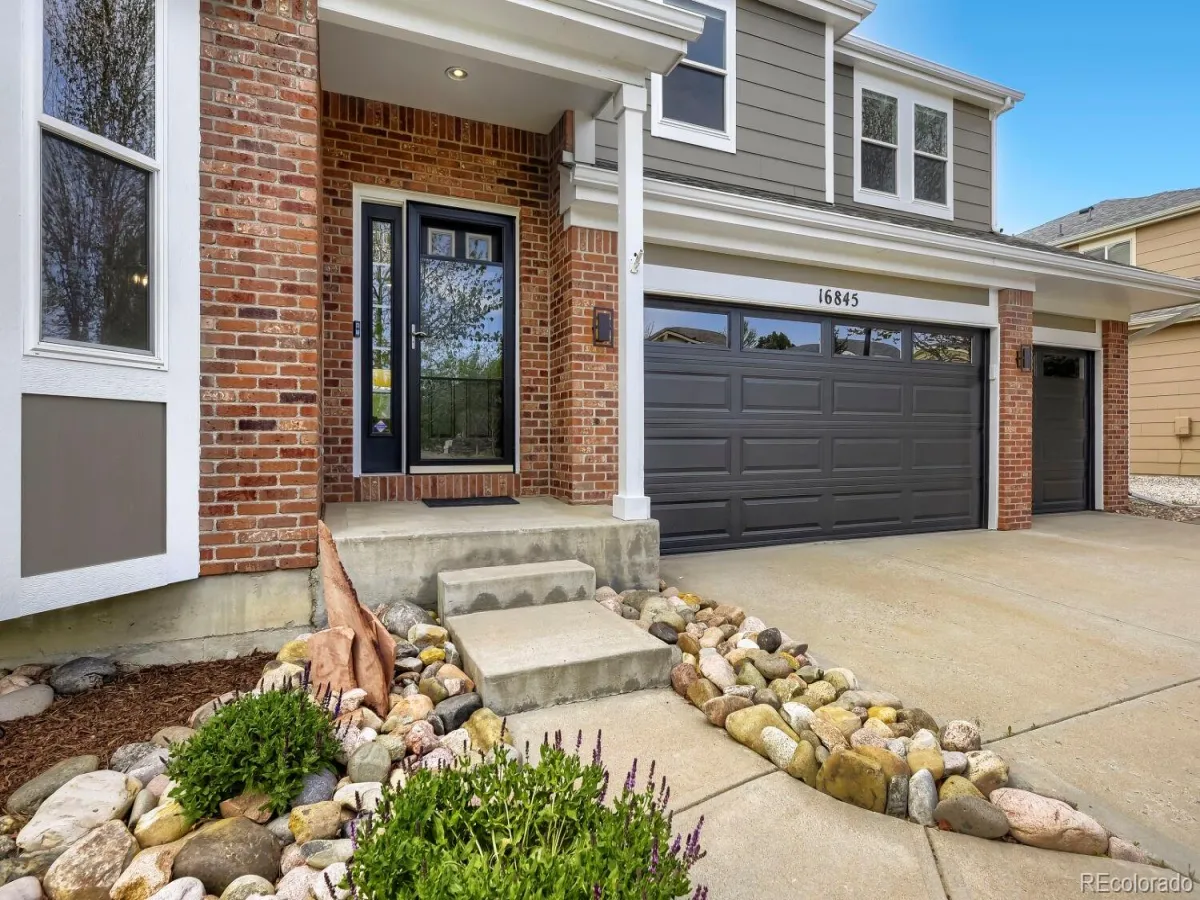 16845 E Maplewood Drive Aurora CO 80016 MLS #REC9576099 04302026224721 1200 2
