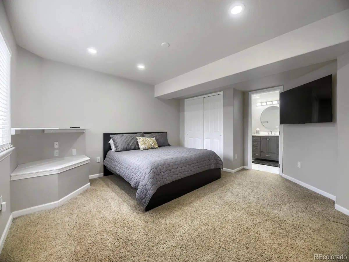 16845 E Maplewood Drive Aurora CO 80016 MLS #REC9576099 04302026224721 1200 24