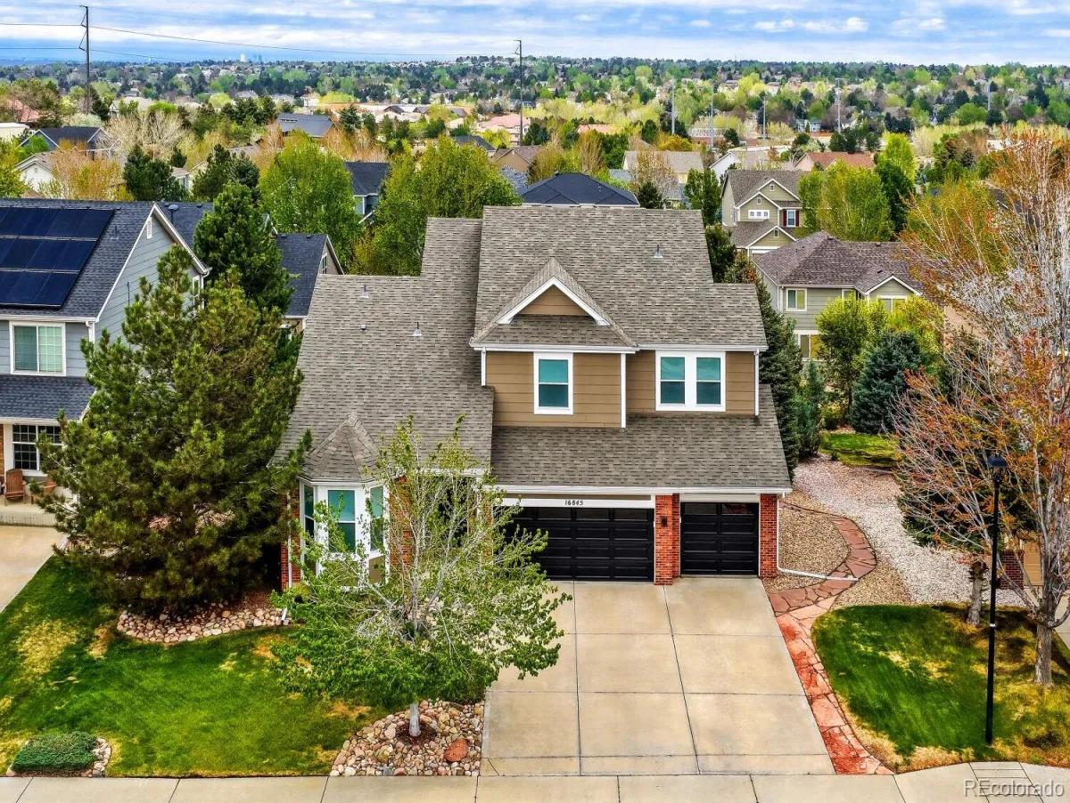 16845 E Maplewood Drive Aurora CO 80016 MLS #REC9576099 04302026224721 1200 35