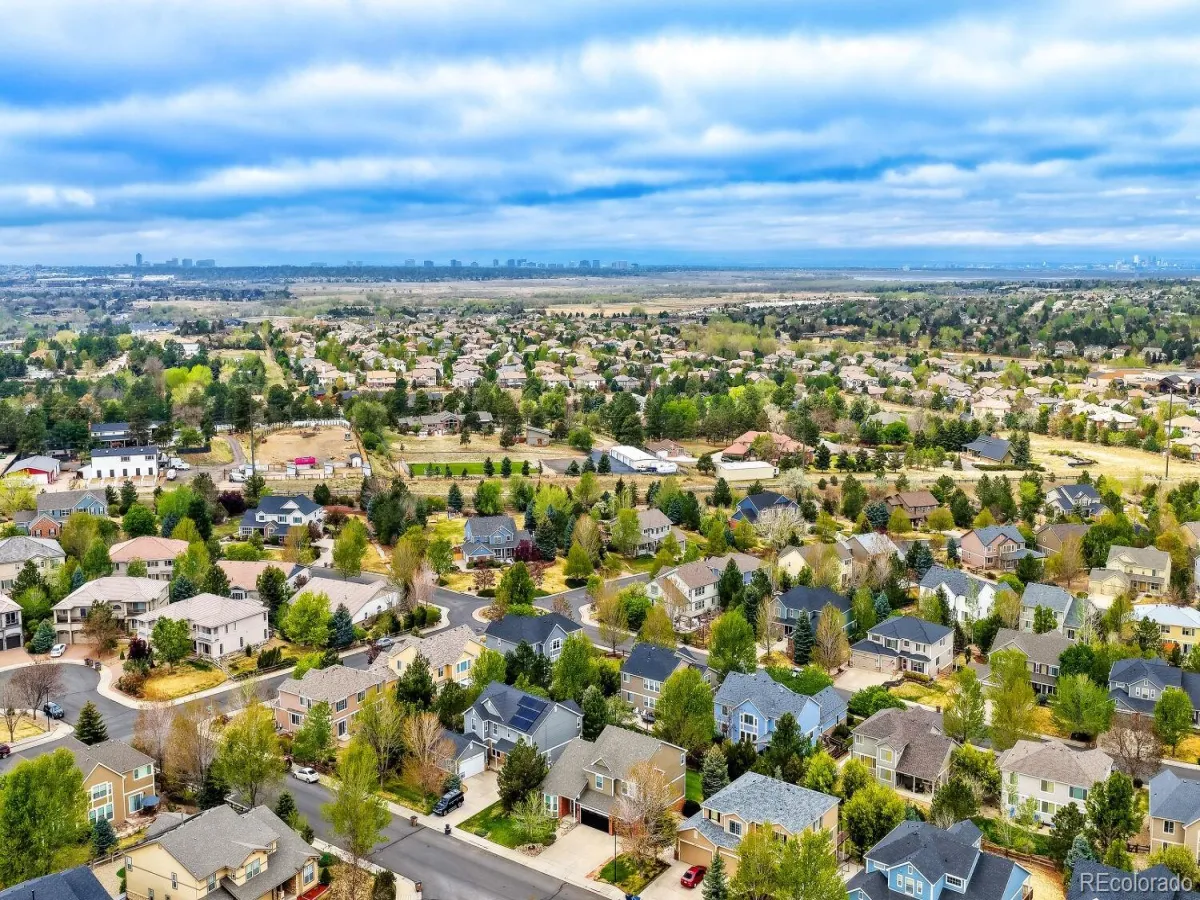 16845 E Maplewood Drive Aurora CO 80016 MLS #REC9576099 04302026224721 1200 40