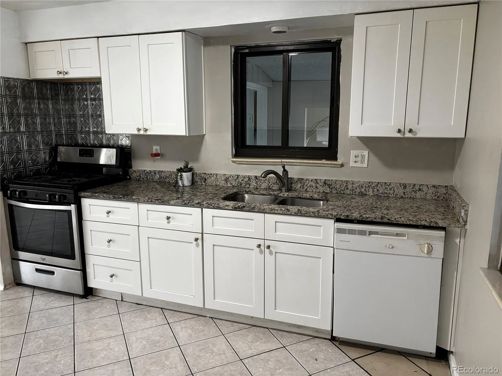 3160 Atchison Street Aurora CO 80011 MLS #REC9576409 05292026044354 1600 4