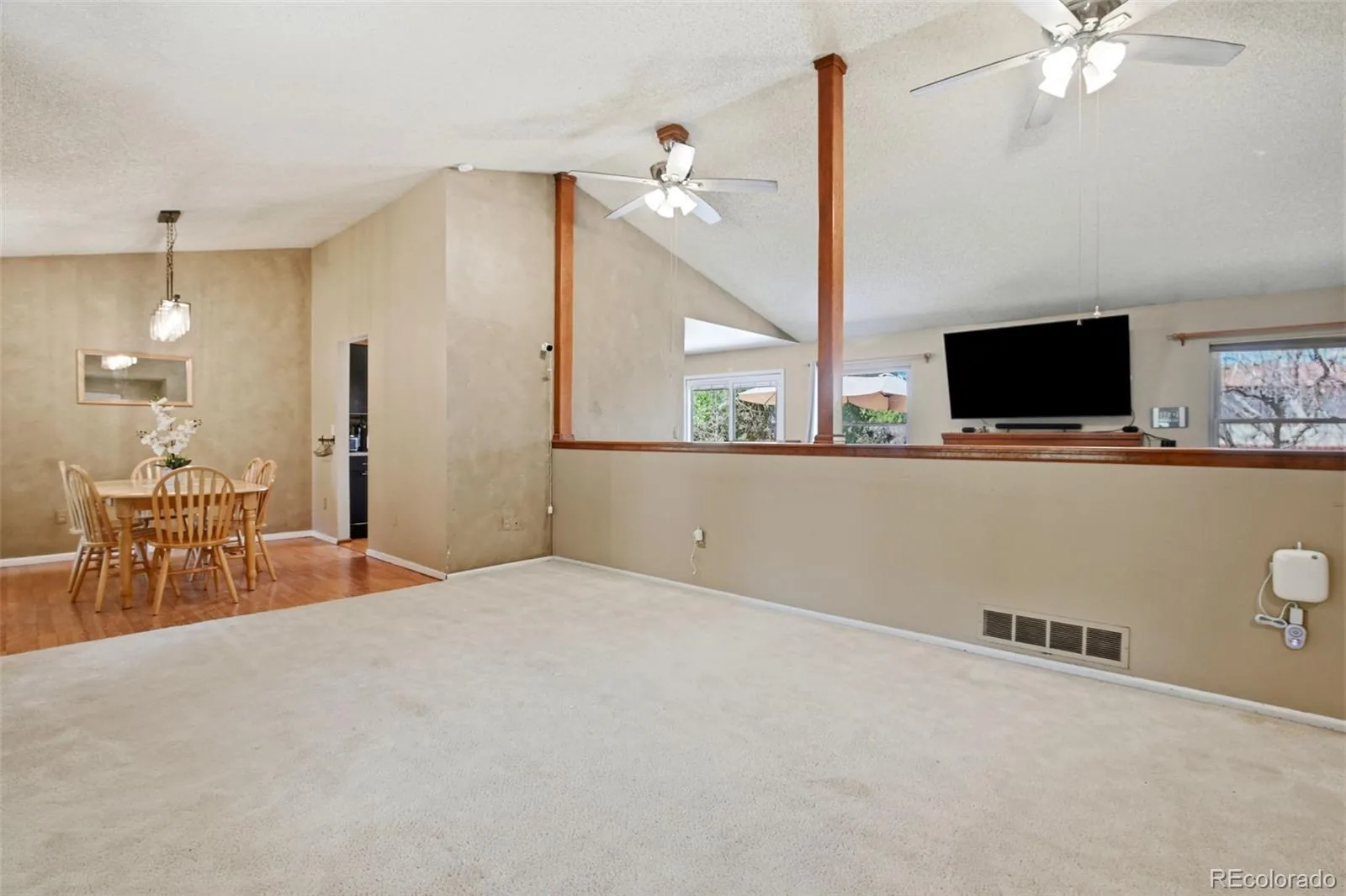 3807 S Olathe Circle Aurora CO 80013 | MLS #REC9577842 08032026224631 1600 1