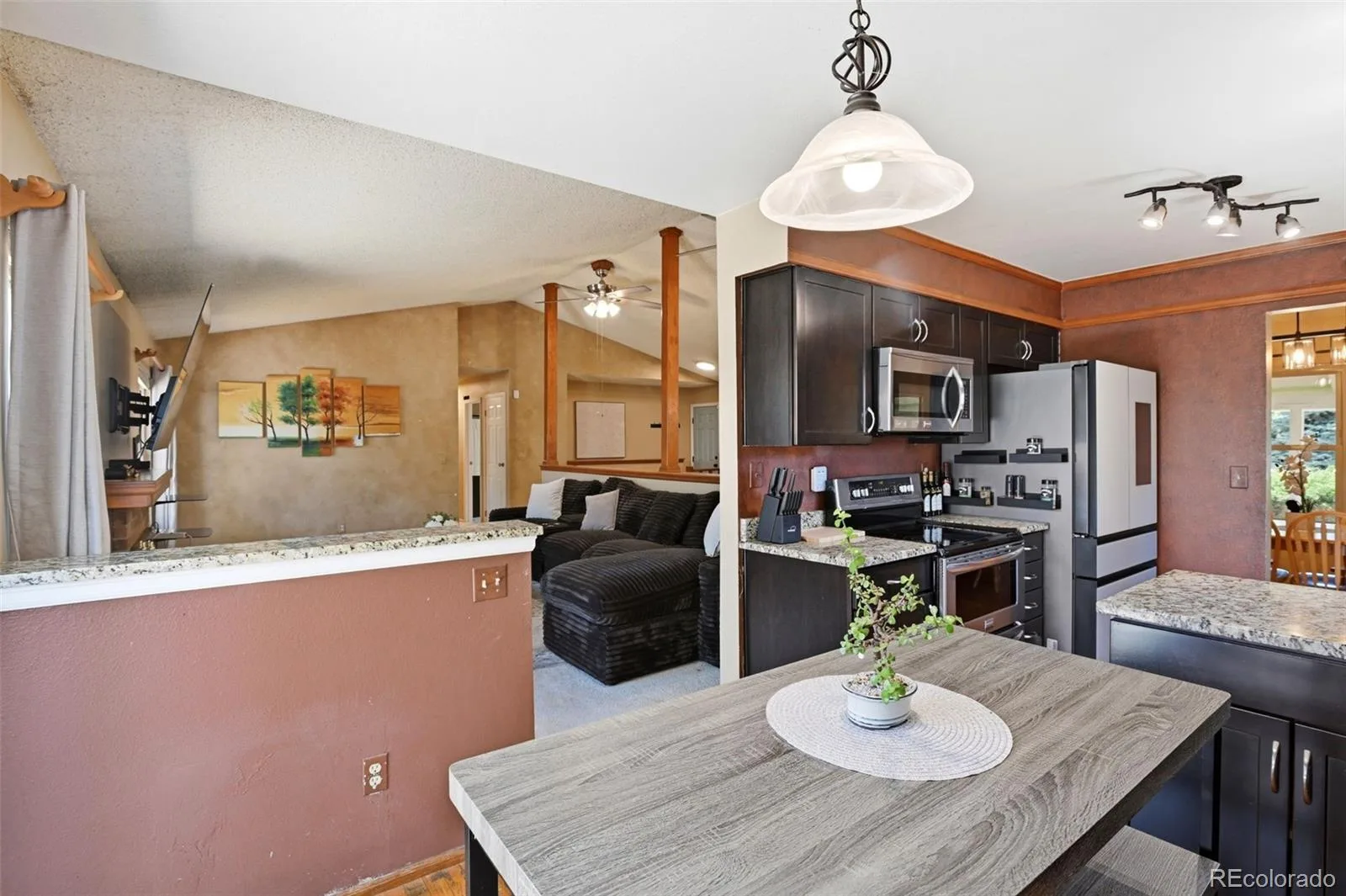 3807 S Olathe Circle Aurora CO 80013 | MLS #REC9577842 08032026224631 1600 12