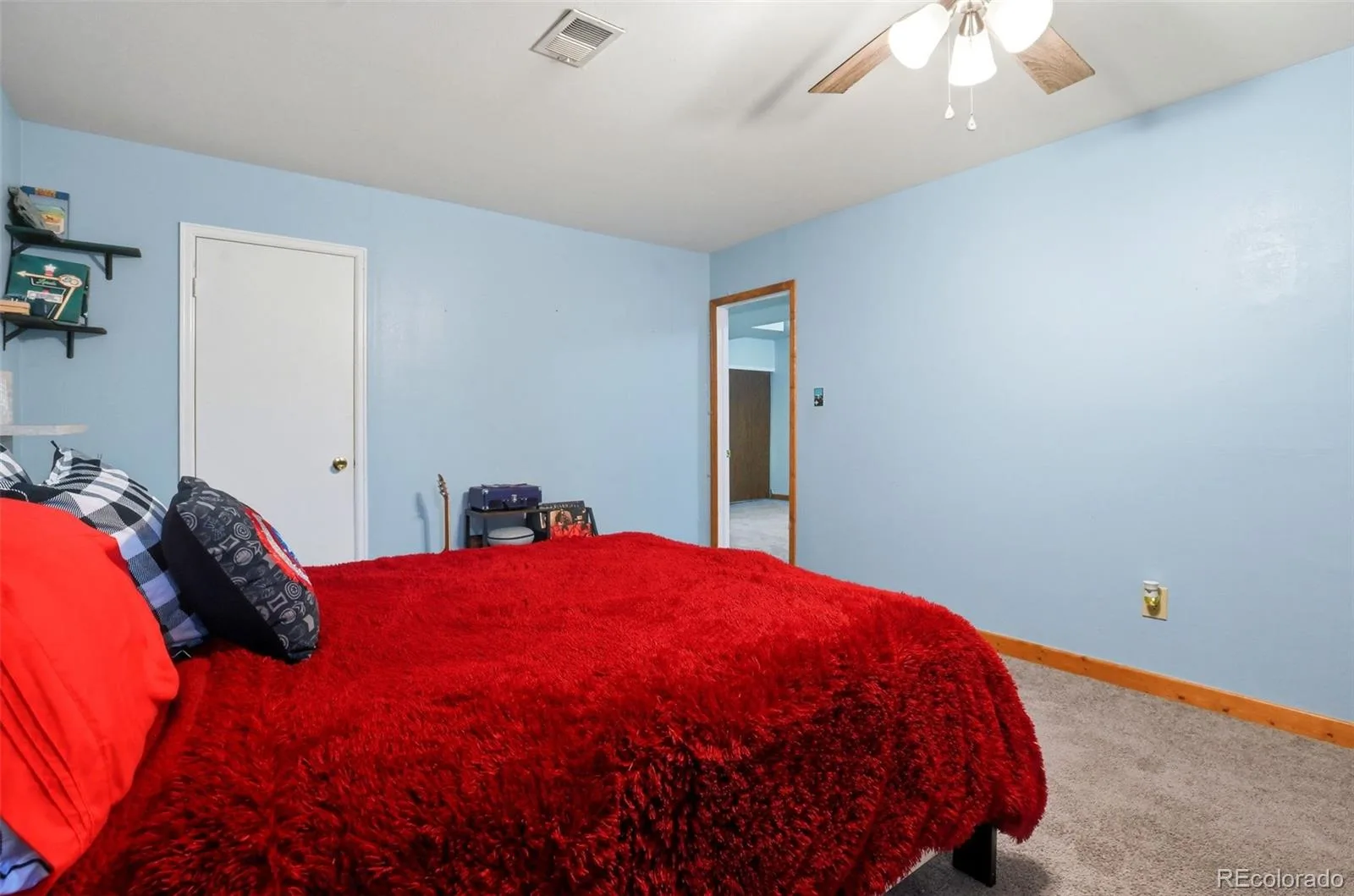 3807 S Olathe Circle Aurora CO 80013 | MLS #REC9577842 08032026224631 1600 28