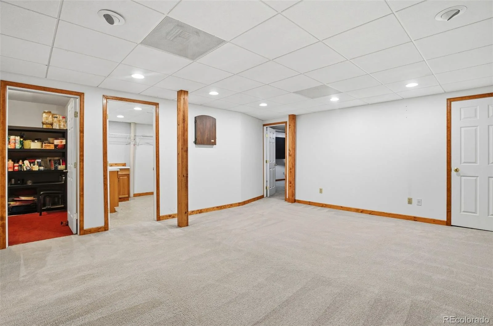 3807 S Olathe Circle Aurora CO 80013 | MLS #REC9577842 08032026224631 1600 31