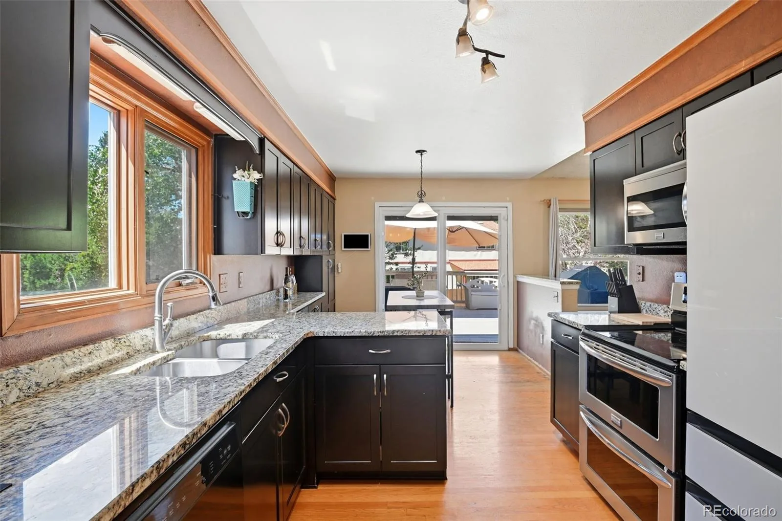 3807 S Olathe Circle Aurora CO 80013 | MLS #REC9577842 08032026224631 1600 5