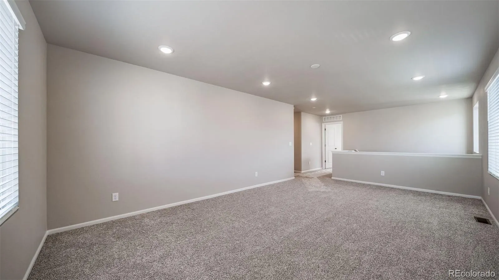 4567 N Sicily Court Aurora CO 80019 | MLS #REC9578868 04242026160638 1600 25