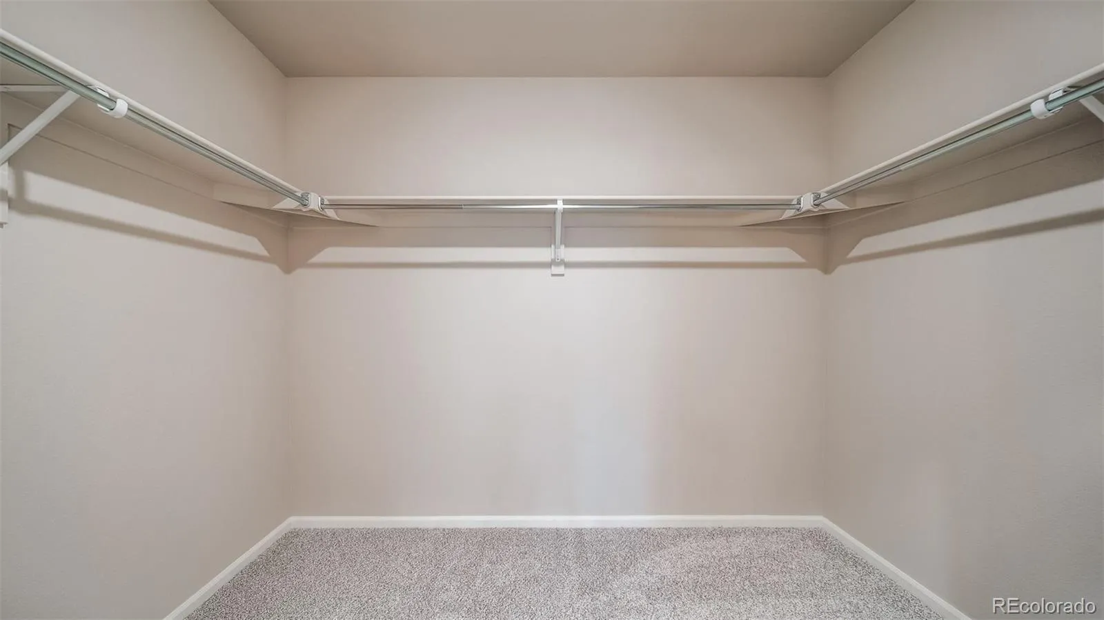 4567 N Sicily Court Aurora CO 80019 | MLS #REC9578868 04242026160638 1600 32