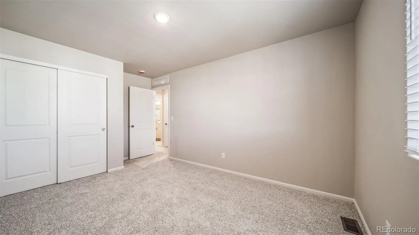 4567 N Sicily Court Aurora CO 80019 | MLS #REC9578868 04242026160638 1600 36