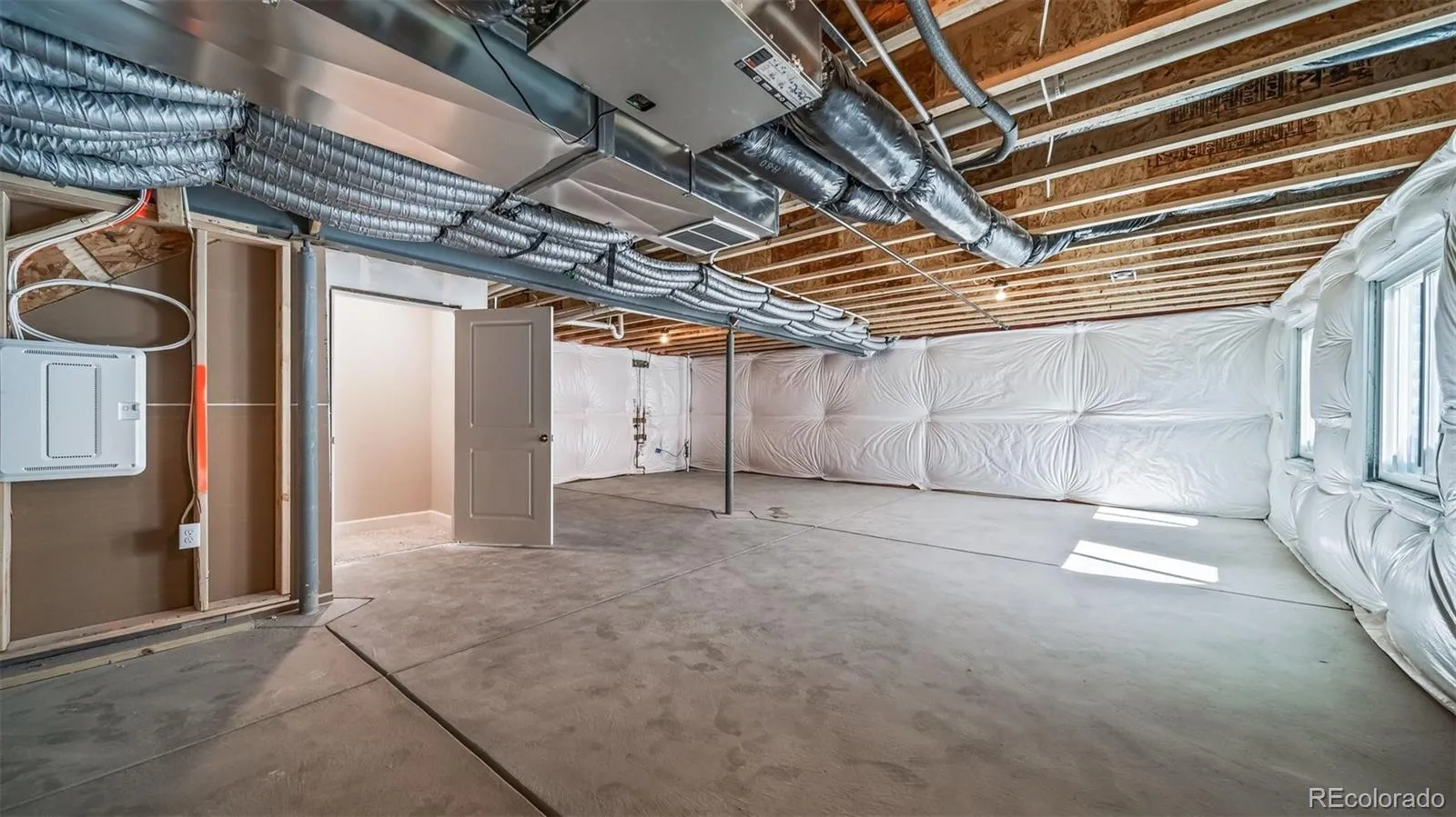 4567 N Sicily Court Aurora CO 80019 | MLS #REC9578868 04242026160638 1600 41