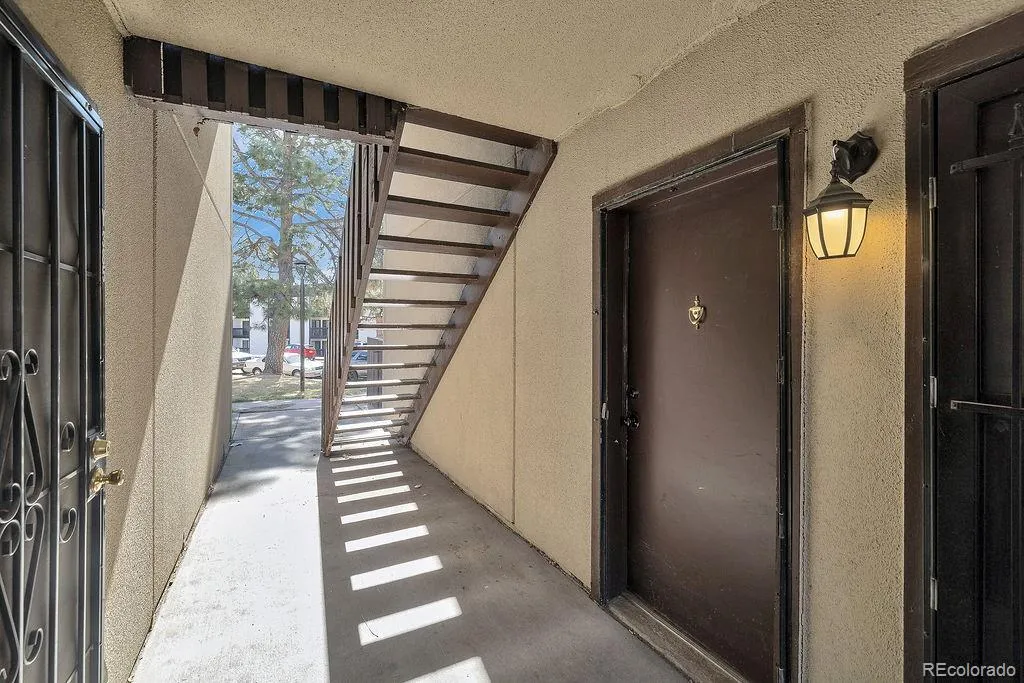 9725 E Harvard Avenue #387 Denver CO 80231 MLS #REC9581234 04172026202207 1024 35