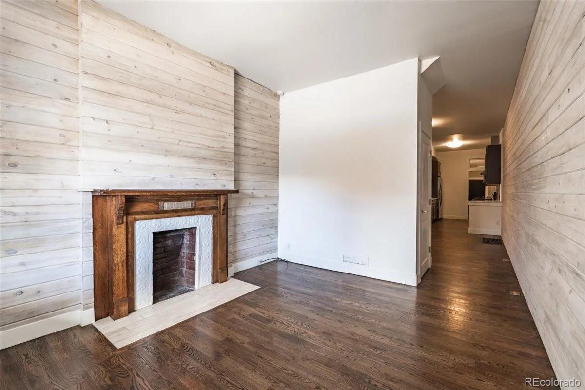 3014 California Street Denver CO 80205 | MLS #REC9582849 07152026085238 1200 6