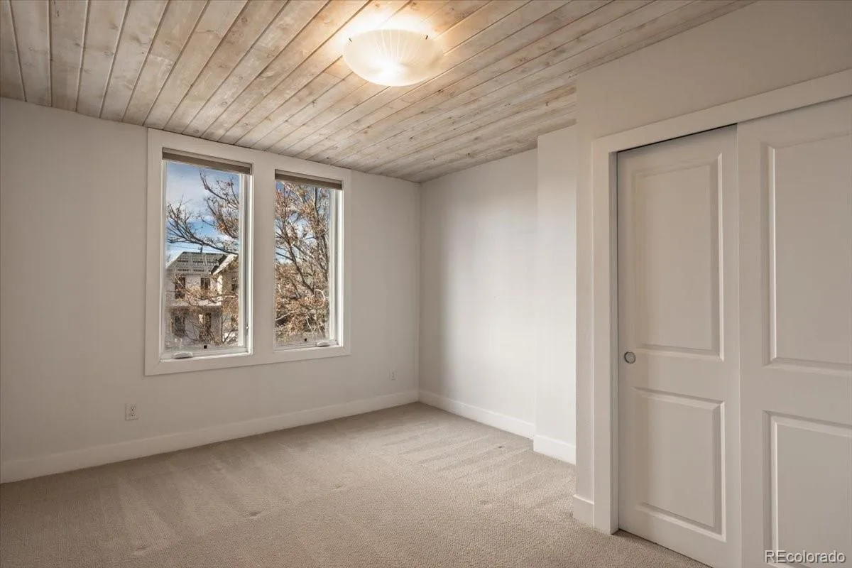 3014 California Street Denver CO 80205 | MLS #REC9582849 07152026085238 1200 9