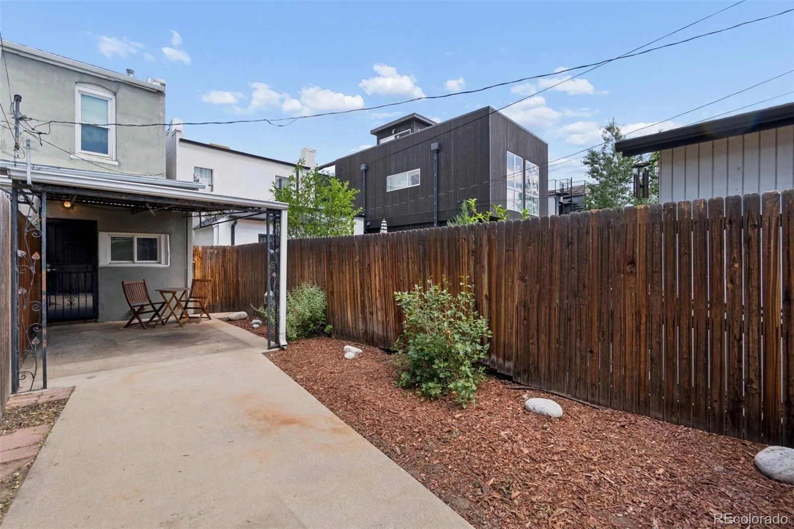 3014 California Street Denver CO 80205 | MLS #REC9582849 07152026085238 1600 21