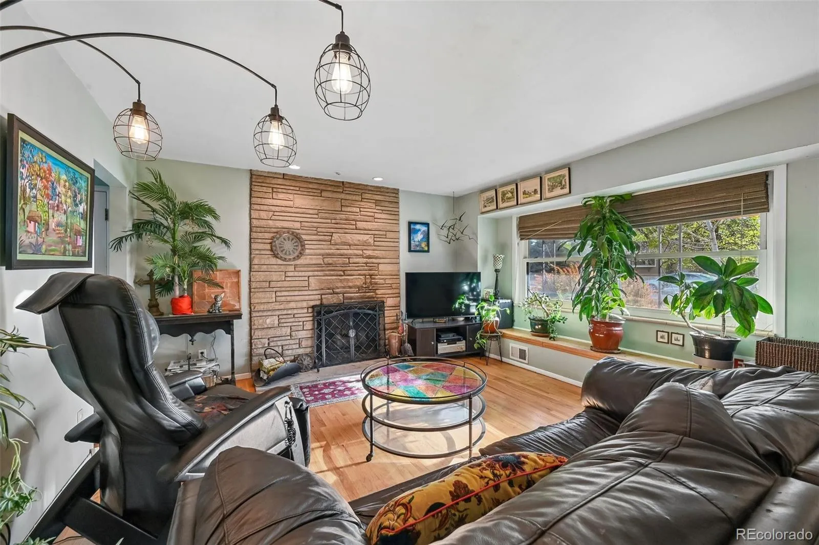 04182026010842 1600 2