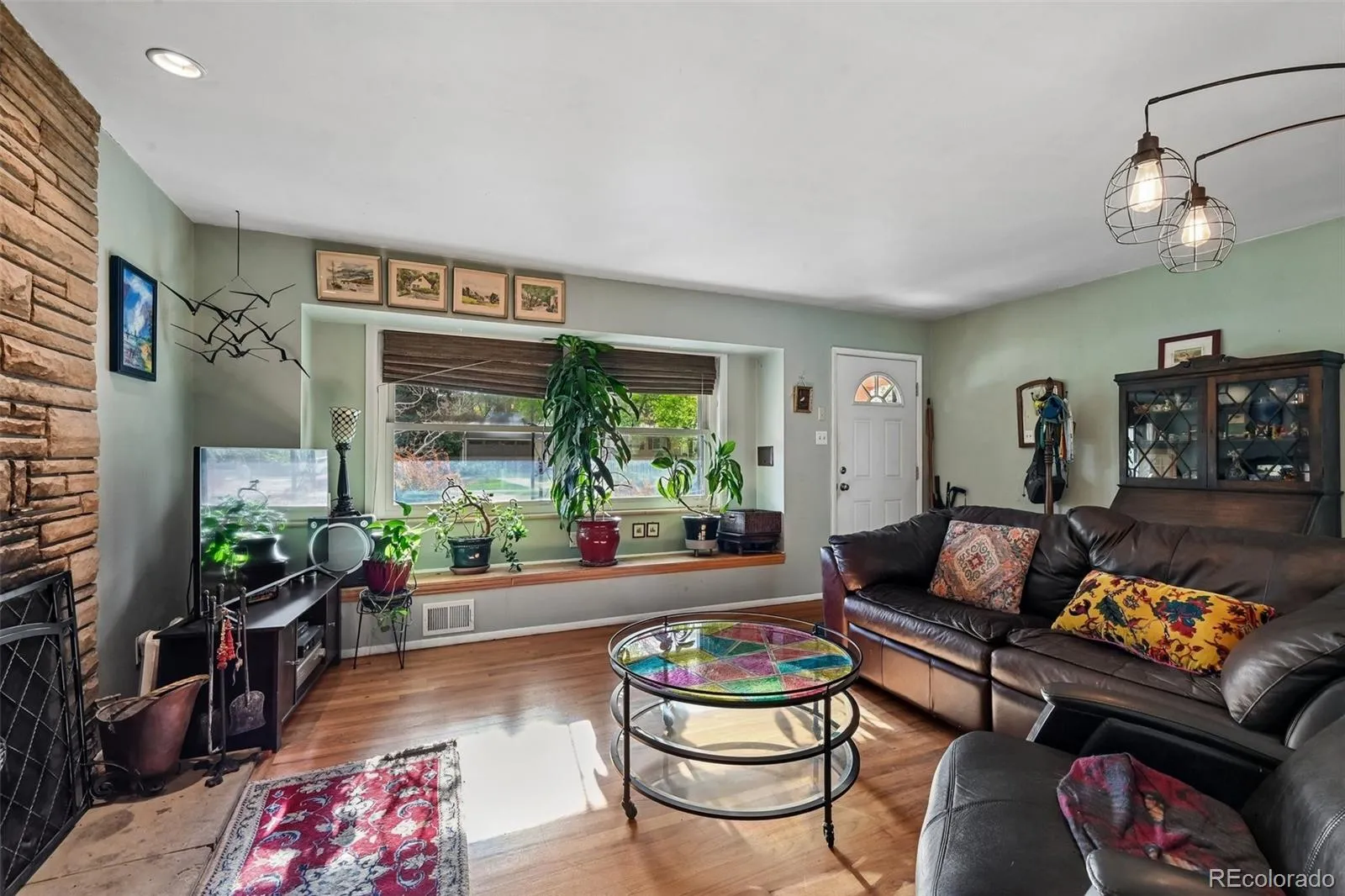 04182026010842 1600 4