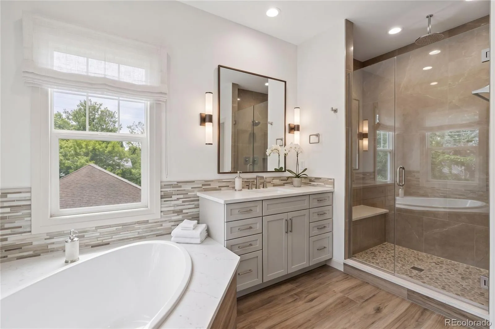 2335 N Glencoe Street Denver CO 80207 MLS #REC9585307 05152026201650 1600 20