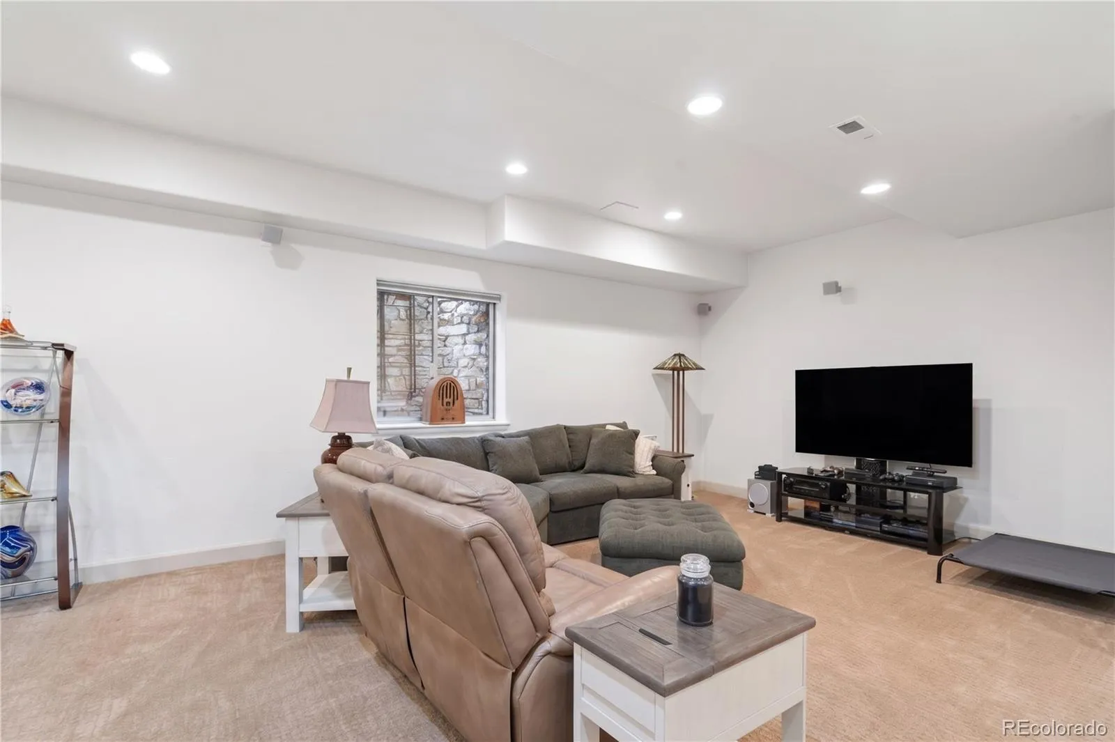 2335 N Glencoe Street Denver CO 80207 MLS #REC9585307 05152026201650 1600 25