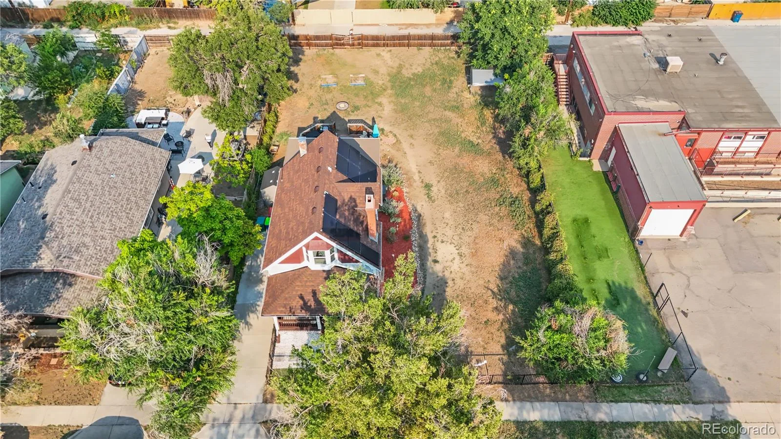 1620 Dallas Street Aurora CO 80010 | MLS #REC9585340 08062026175852 1600 43