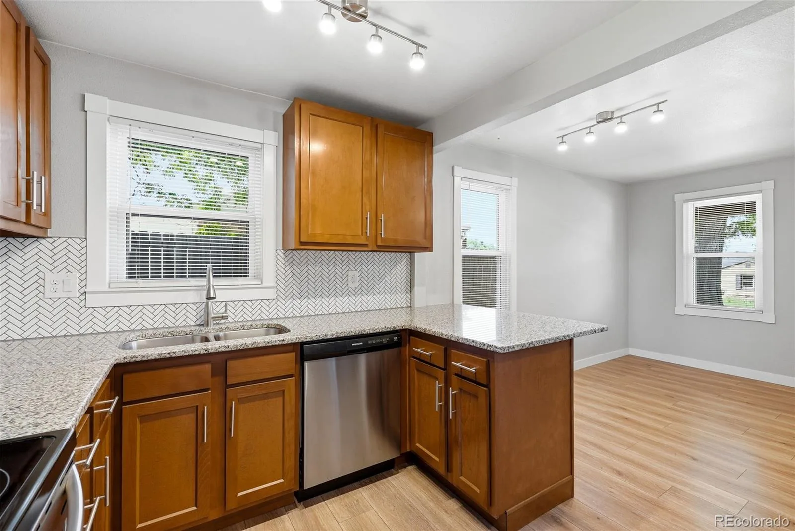 3710 N Madison Street Denver CO 80205 MLS #REC9585643 06162026221922 1600 14
