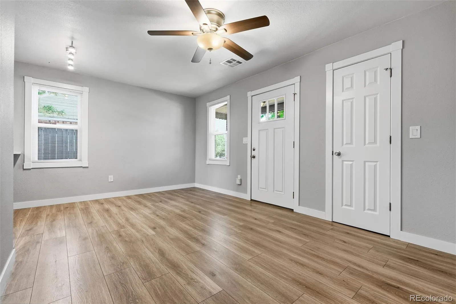 3710 N Madison Street Denver CO 80205 MLS #REC9585643 06162026221922 1600 5
