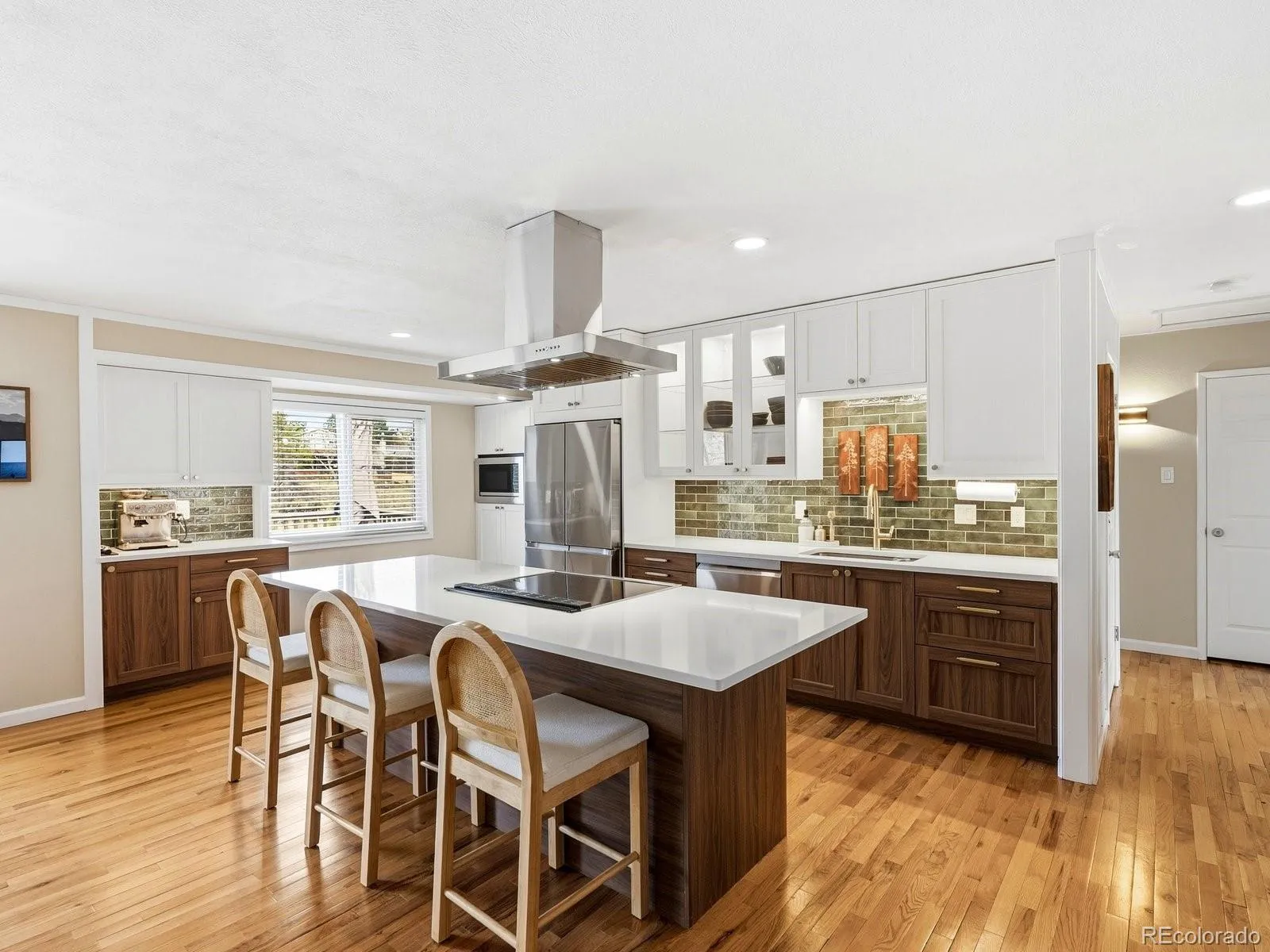 04082026015425 1600 6