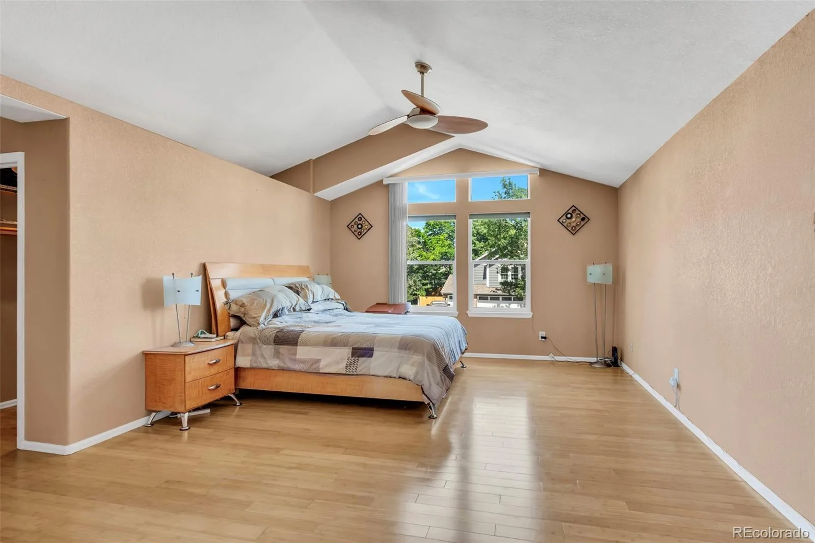 1148 Larch Court Broomfield CO 80020 | MLS #REC9588377 07282026045456 1600 19