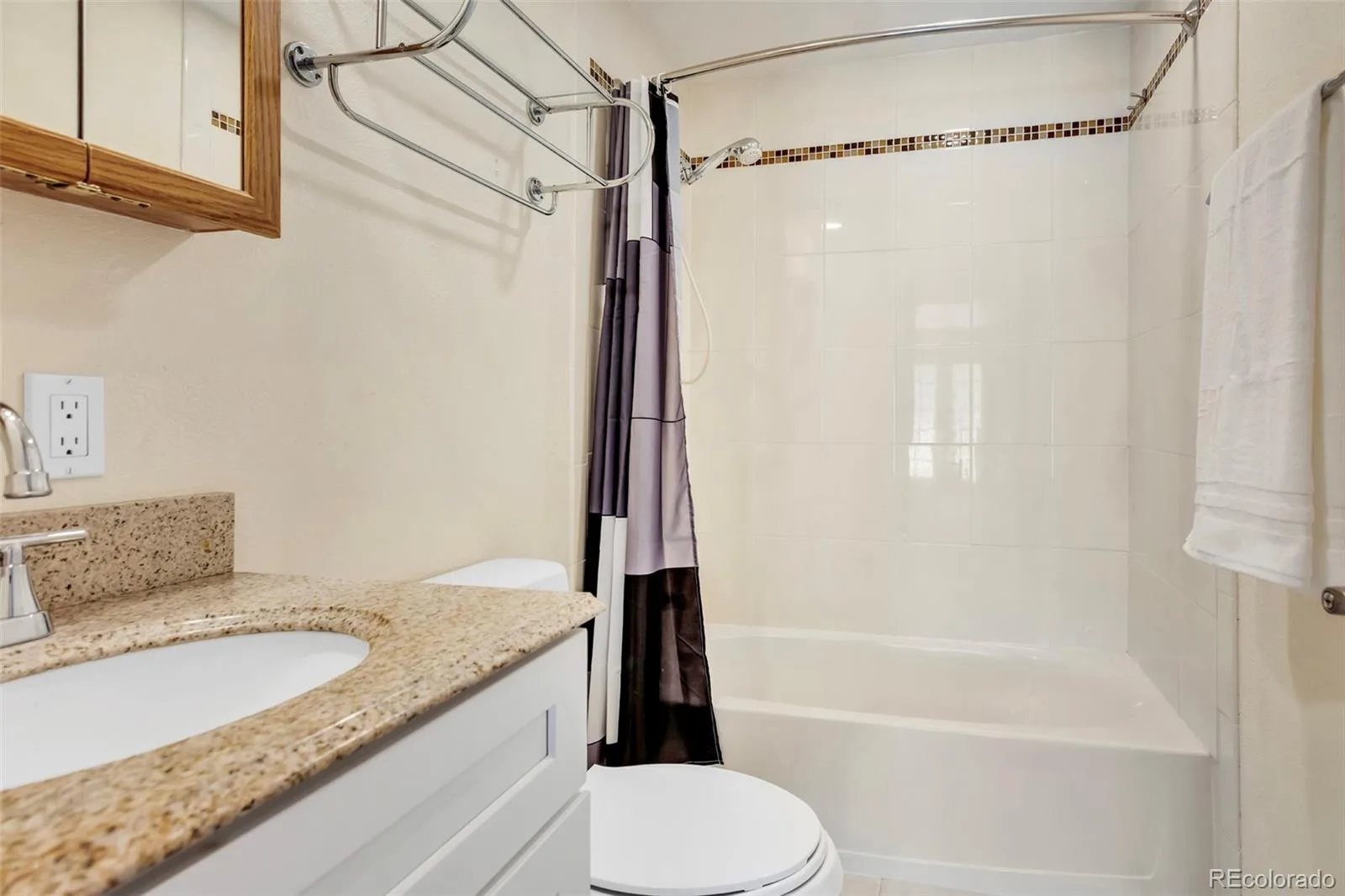 1148 Larch Court Broomfield CO 80020 | MLS #REC9588377 07282026045456 1600 30