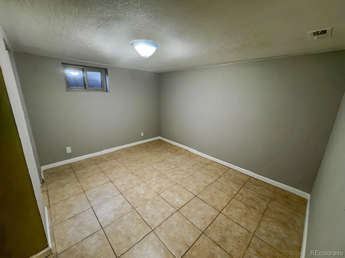 2285 S Newton Street Denver CO 80219 MLS #REC9588623 05162026050426 1200 12
