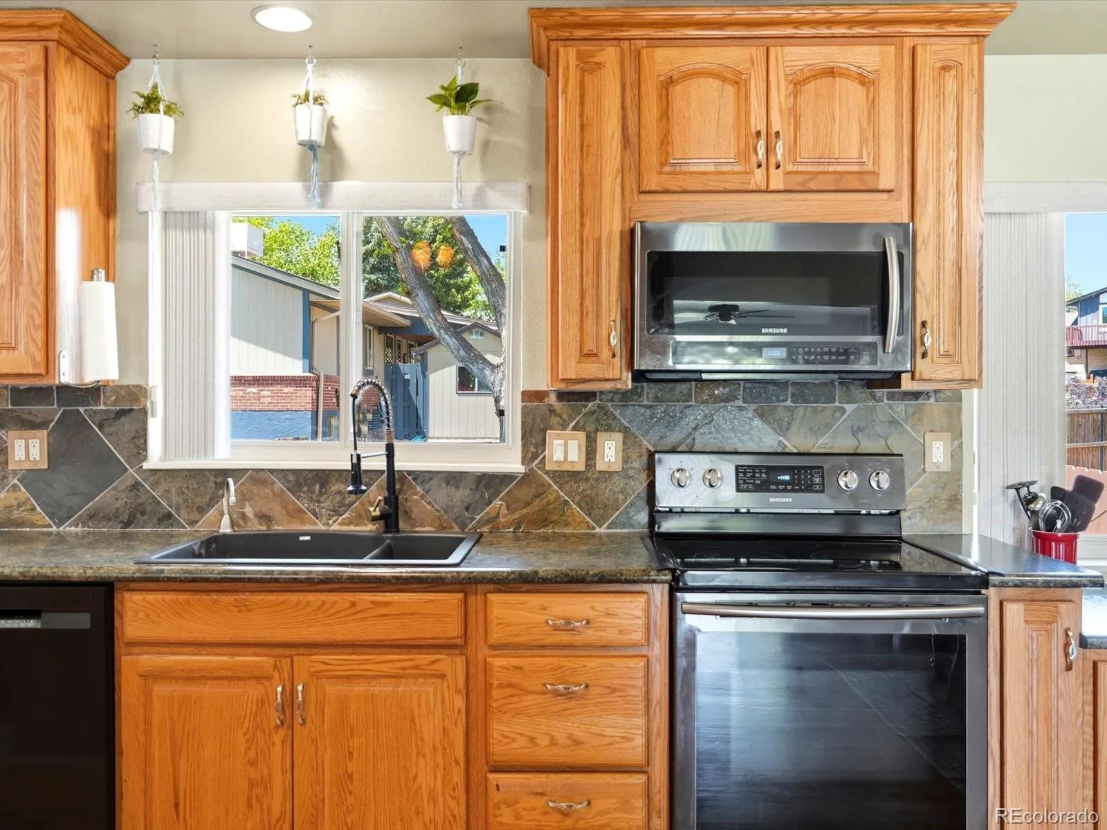 1947 S Xenon Street Lakewood CO 80228 MLS #REC9589817 06202026001404 1600 16