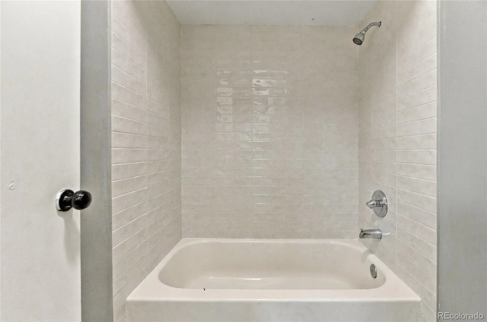 501 S Laredo Circle Aurora CO 80017 | MLS #REC9589887 10082026215524 1600 13