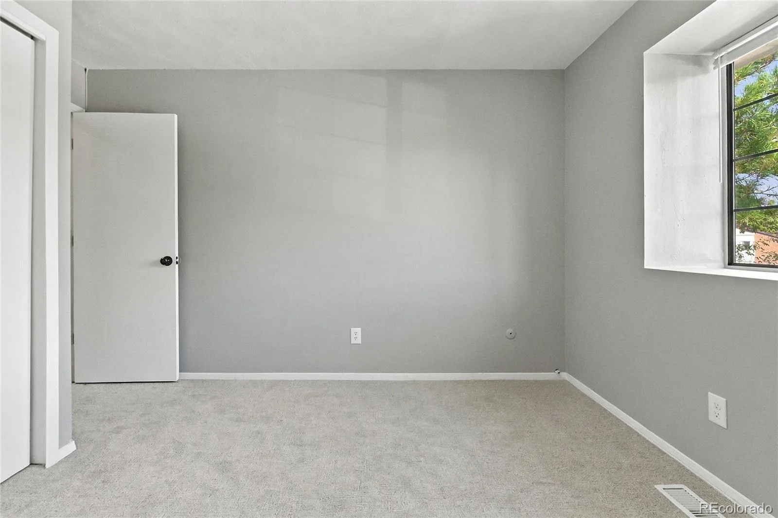 501 S Laredo Circle Aurora CO 80017 | MLS #REC9589887 10082026215524 1600 18