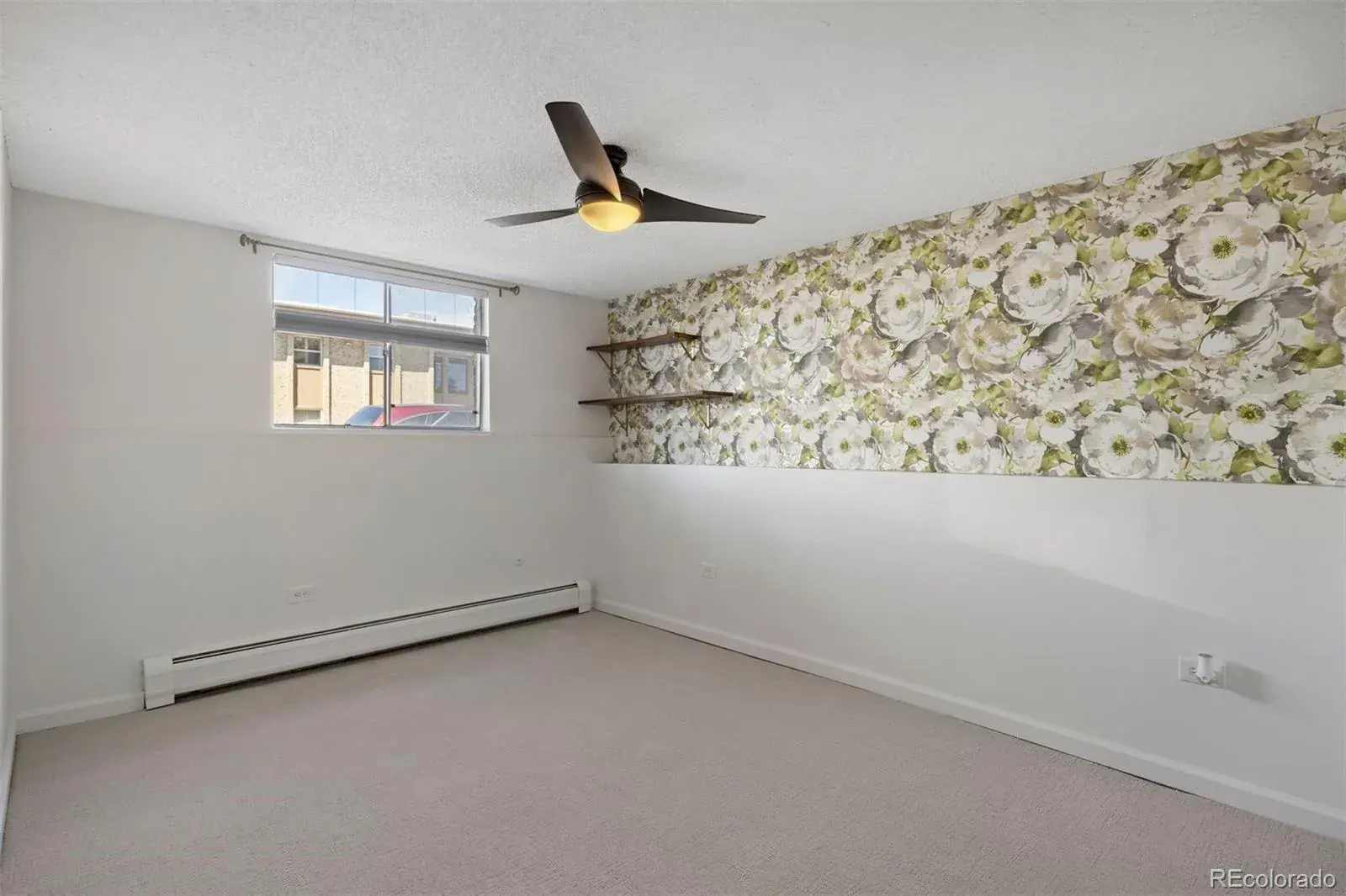 2700 S Holly Street #100 Denver CO 80222 MLS #REC9592107 01112026201921 1600 15