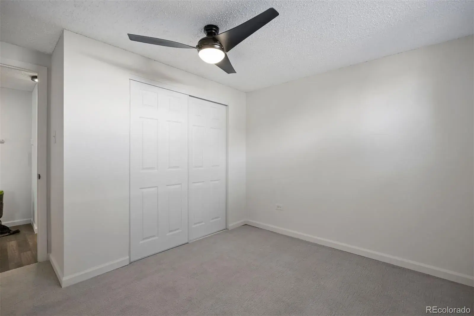 2700 S Holly Street #100 Denver CO 80222 MLS #REC9592107 01112026201921 1600 21