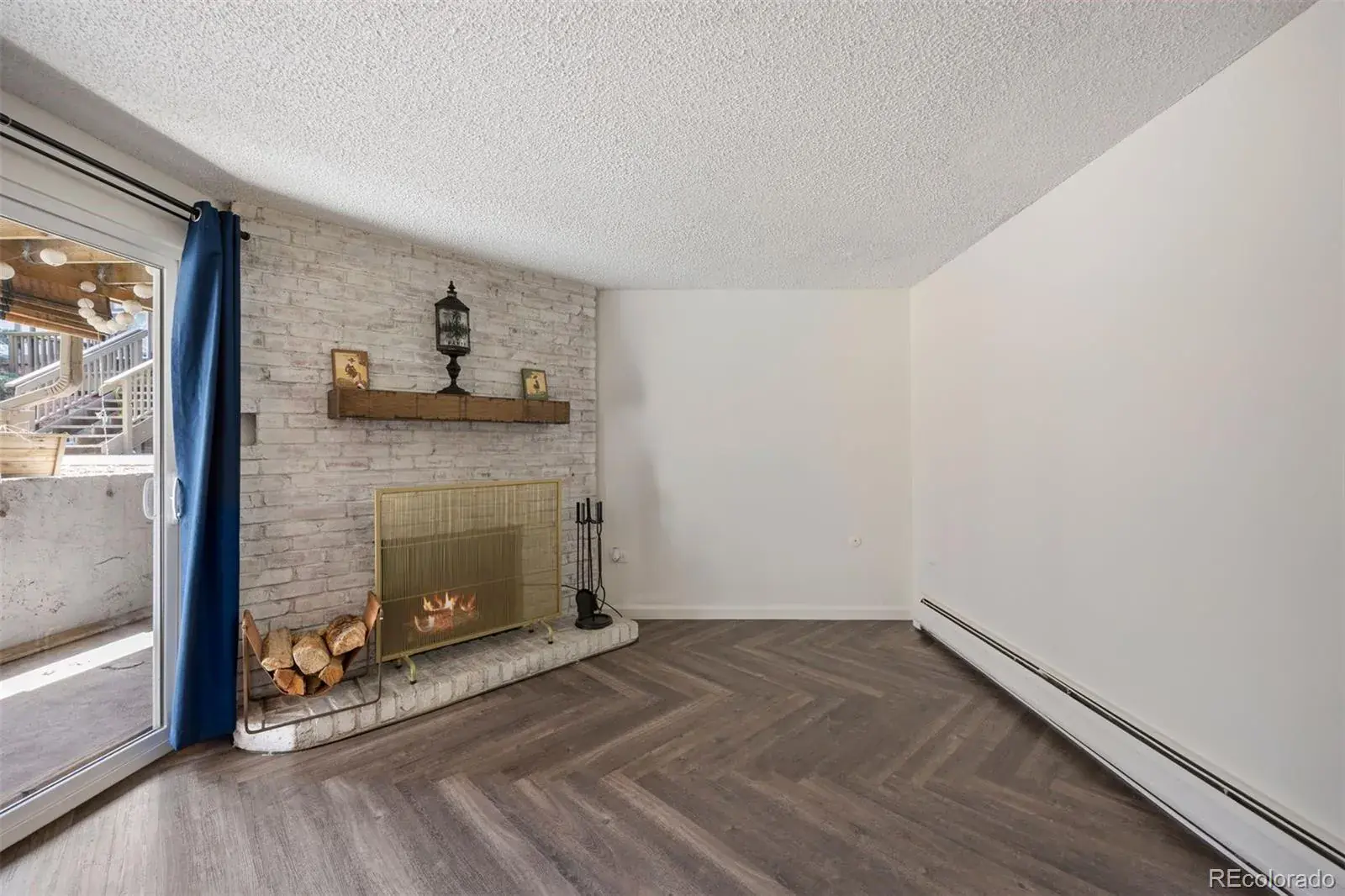 2700 S Holly Street #100 Denver CO 80222 MLS #REC9592107 01112026201921 1600 4