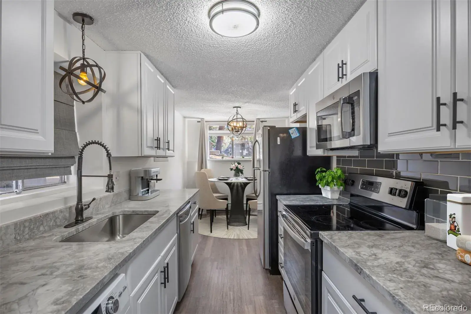 2700 S Holly Street #100 Denver CO 80222 MLS #REC9592107 01112026201921 1600 5