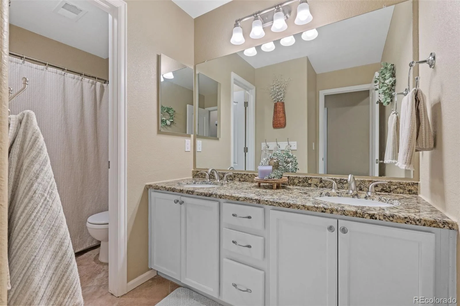 7447 Pintail Place Littleton CO 80125 | MLS #REC9593073 08132026074507 1600 34