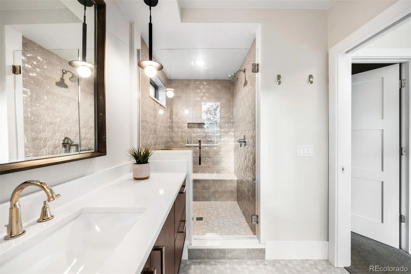 750 Bellaire Street Denver CO 80220 MLS #REC9593102 04232026235533 1600 22