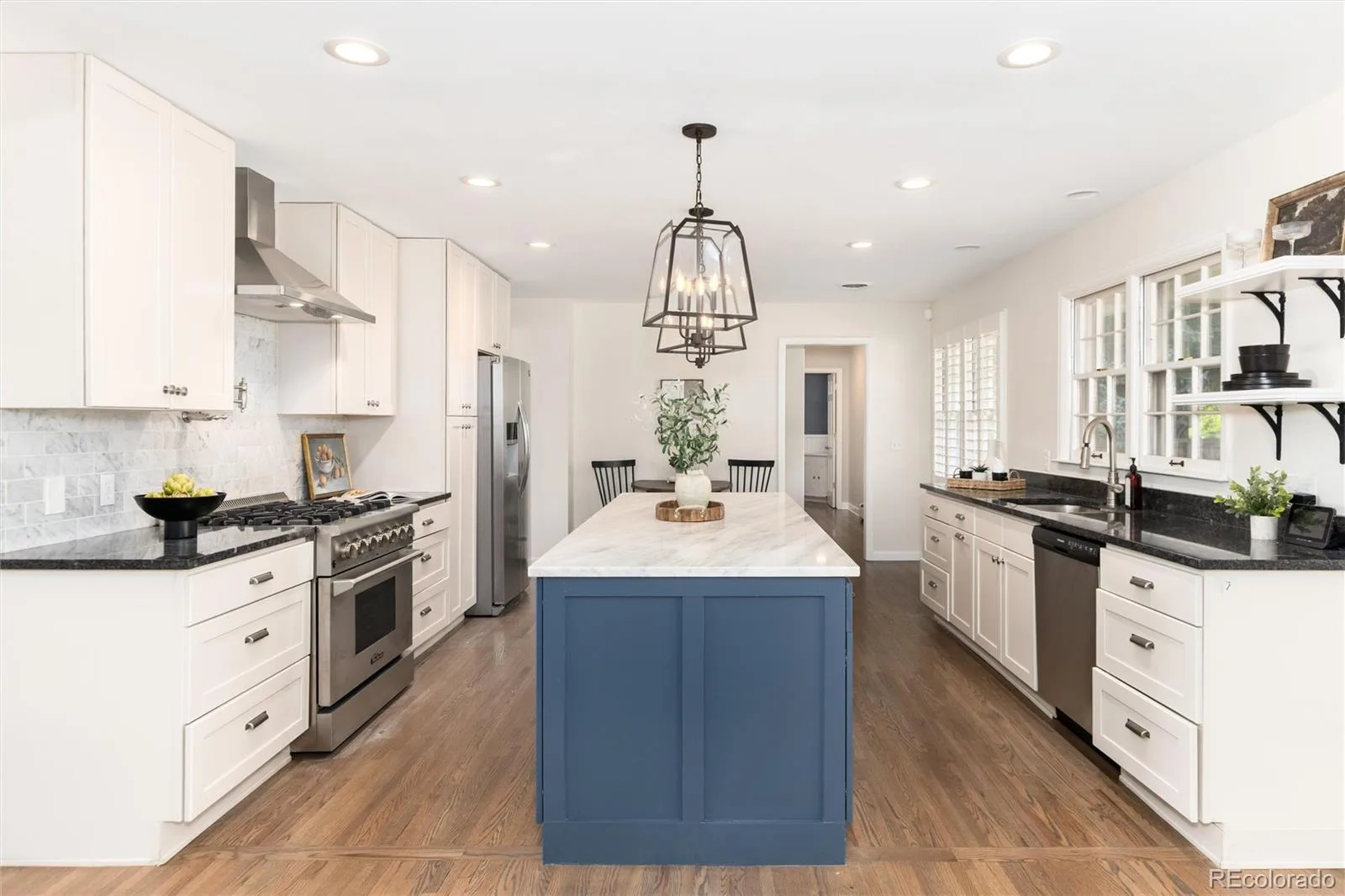 3751 S Hillcrest Drive Denver CO 80237 | MLS #REC9593173 08062026170958 1600 14