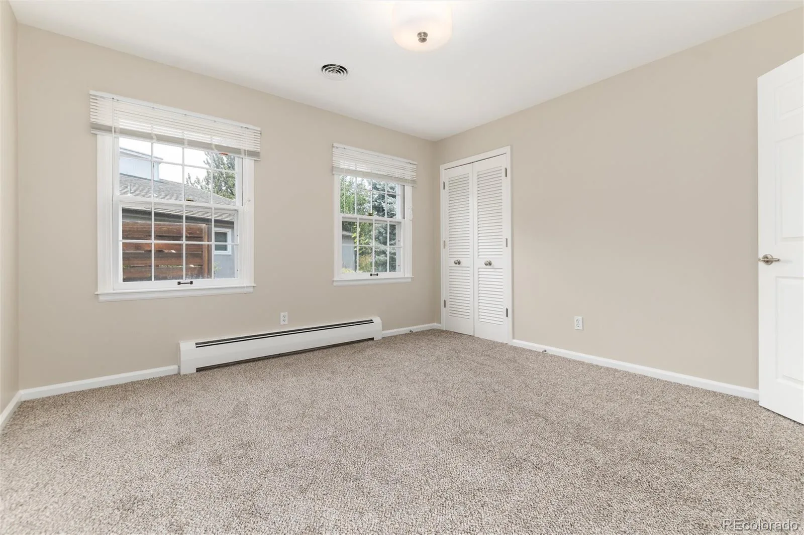 3751 S Hillcrest Drive Denver CO 80237 | MLS #REC9593173 08062026170958 1600 28