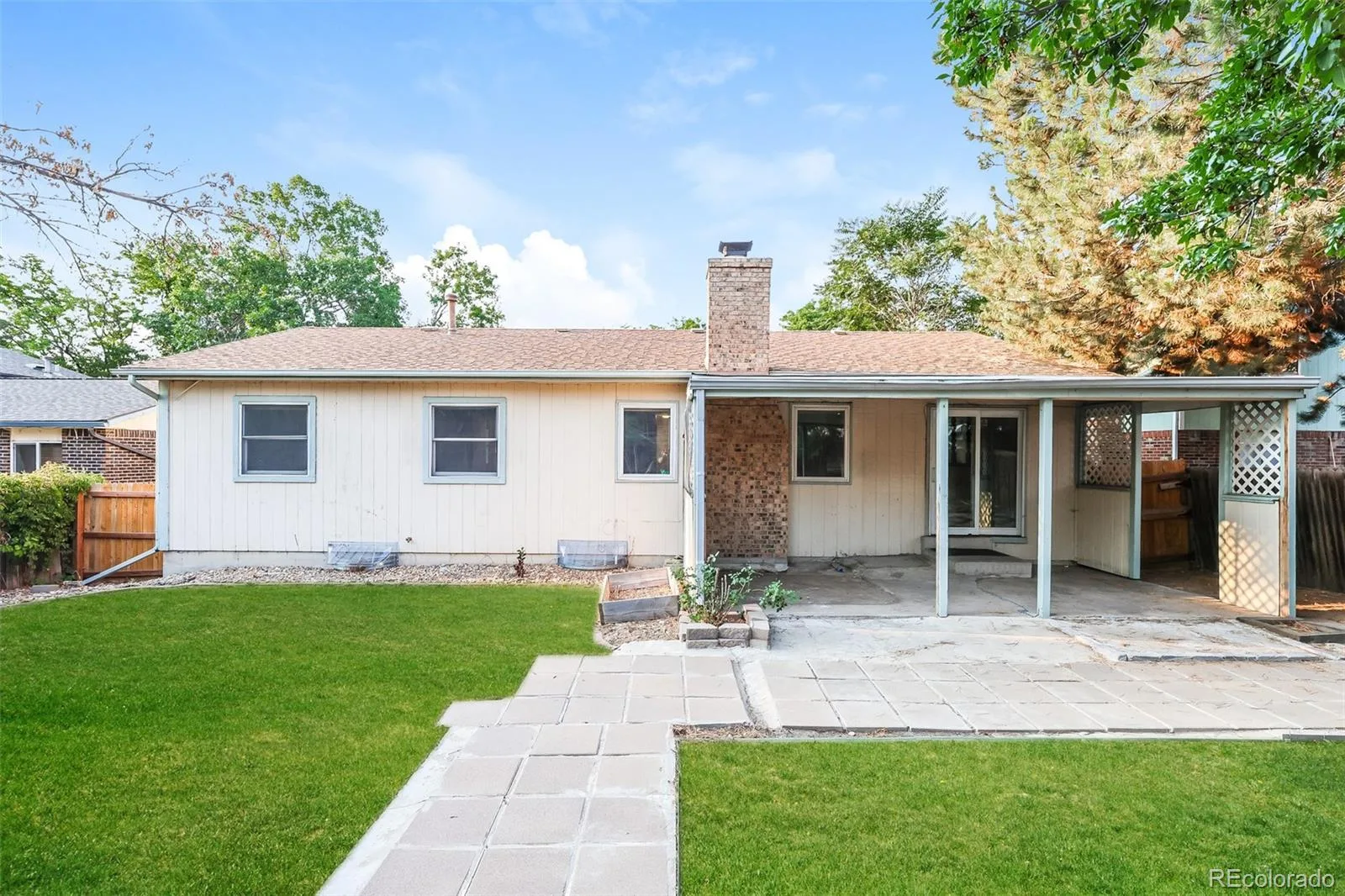 14697 E Oregon Drive Aurora CO 80012 | MLS #REC9593272 08112026215545 1600 22