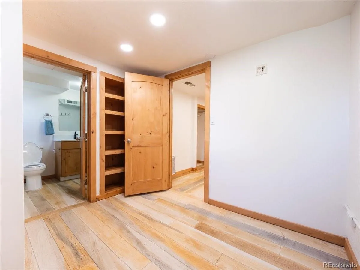 5012 W 36th Avenue #5 Denver CO 80212 | MLS #REC9593571 05232026100650 1200 4