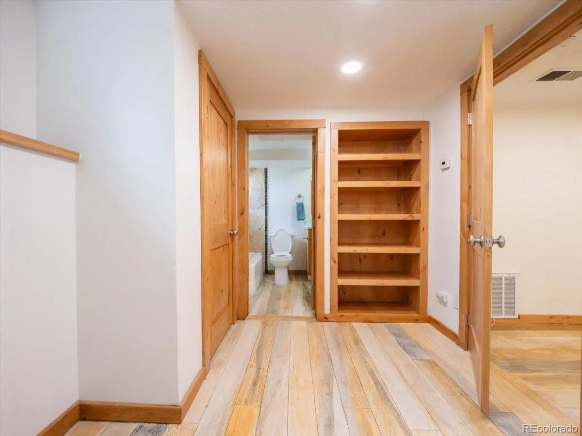 5012 W 36th Avenue #5 Denver CO 80212 | MLS #REC9593571 05232026100650 1200 8