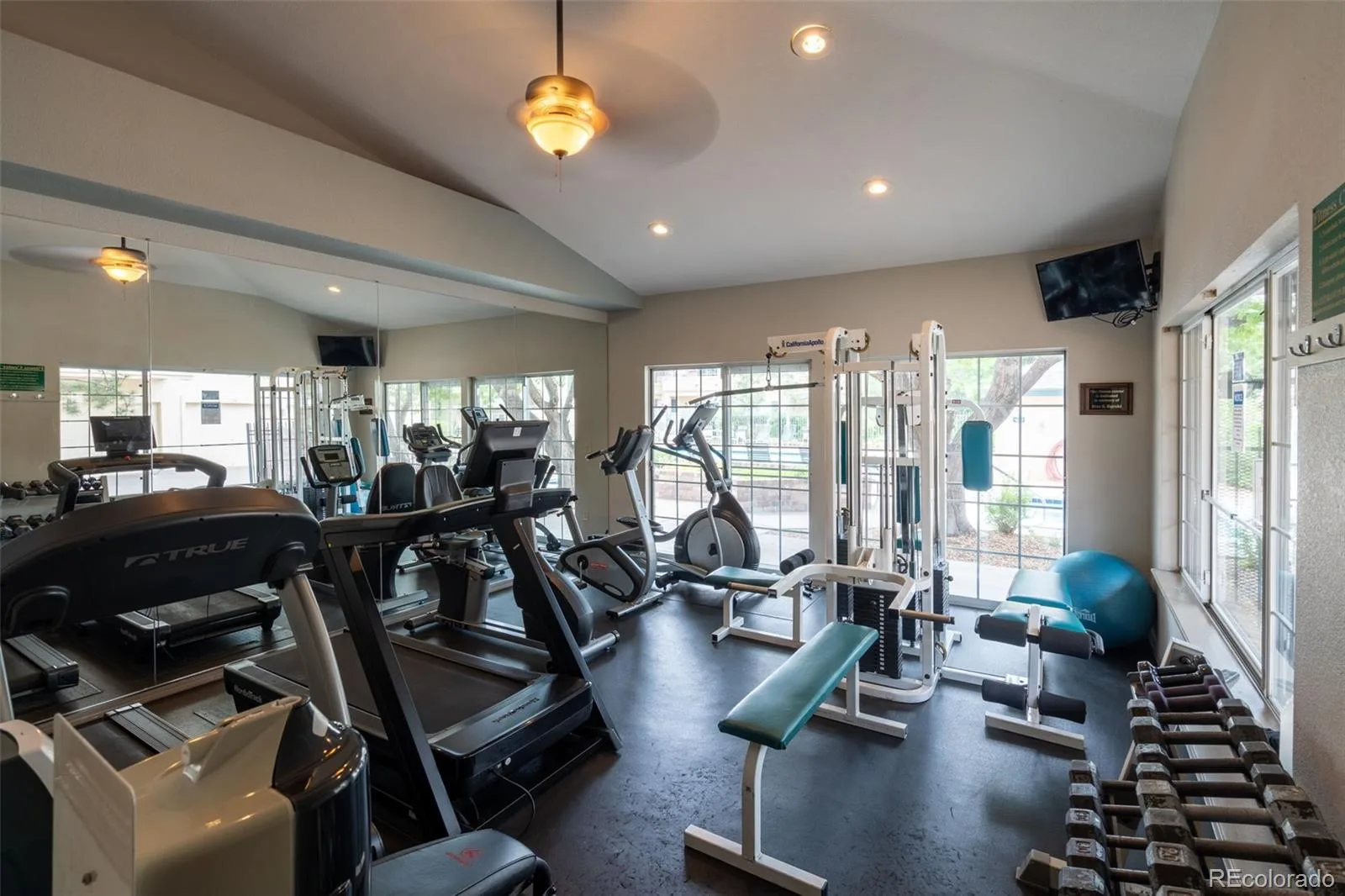 8737 E Dry Creek Road #1712 Centennial CO 80112 | MLS #REC9594115 07012026205918 1600 35