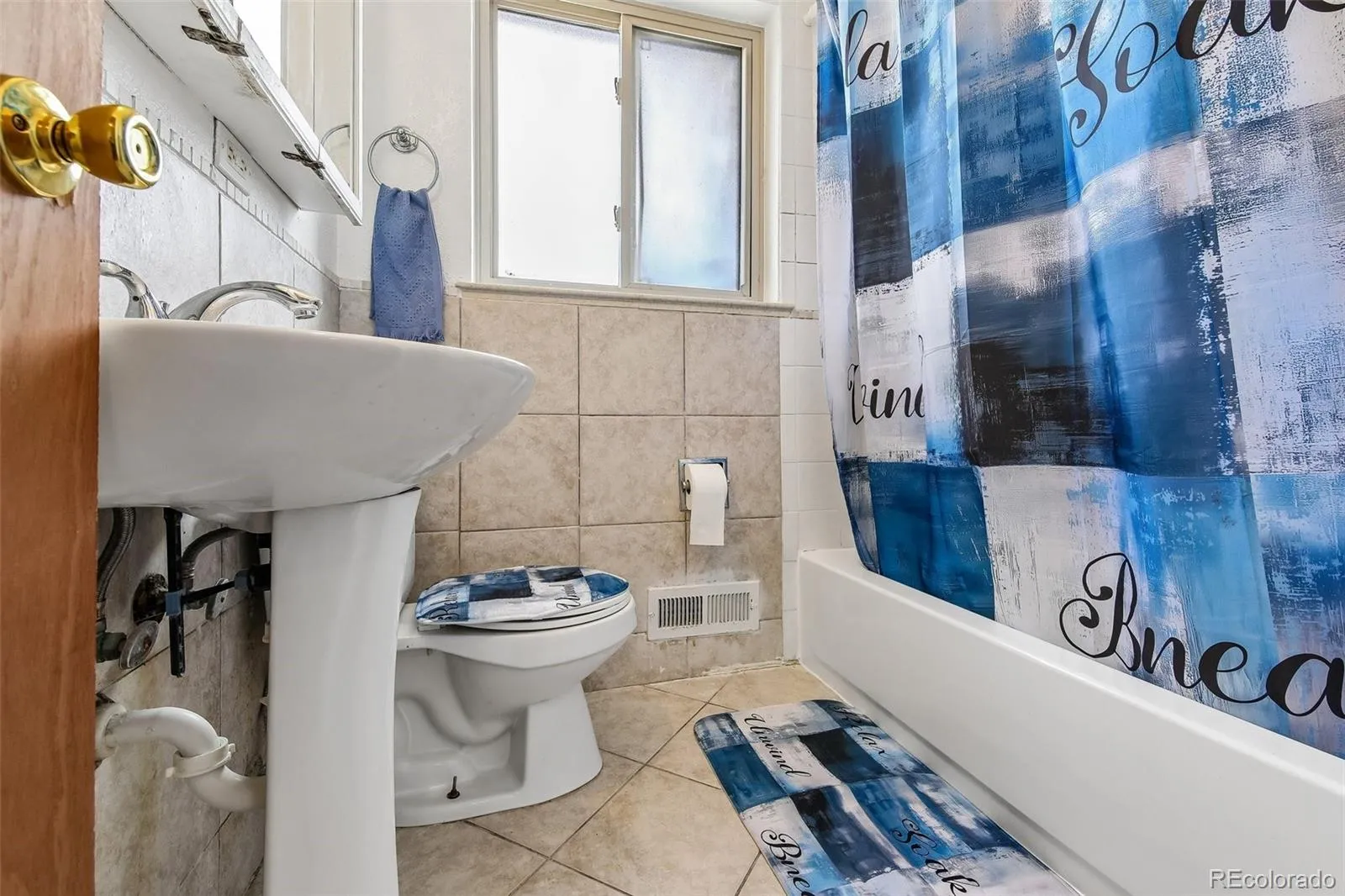 04112026055328 1600 7