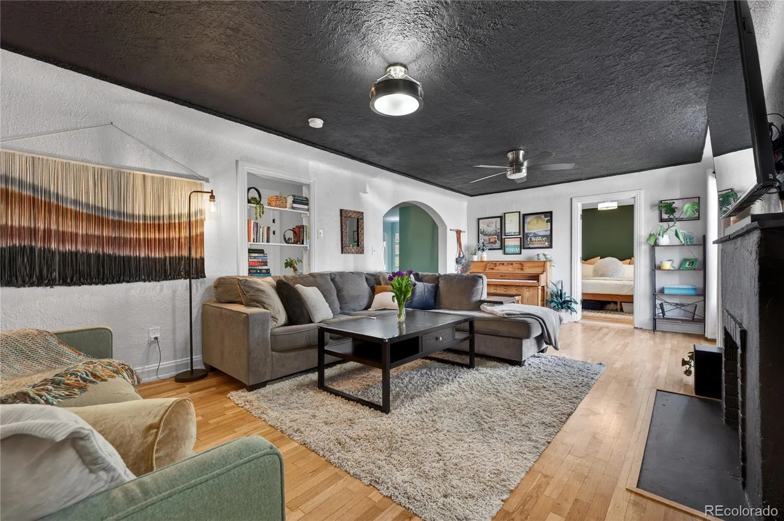 04172026185315 1600 1