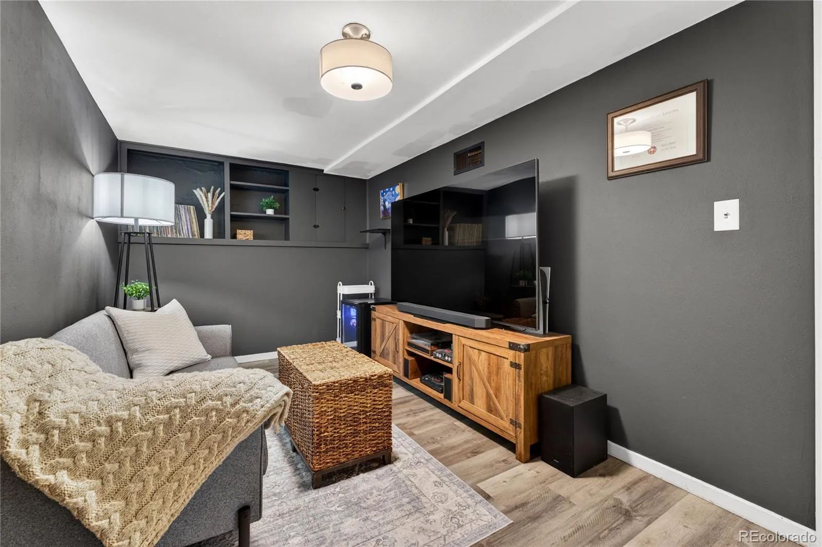 04172026185315 1600 21