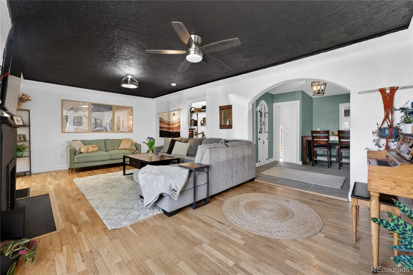 04172026185315 1600 4